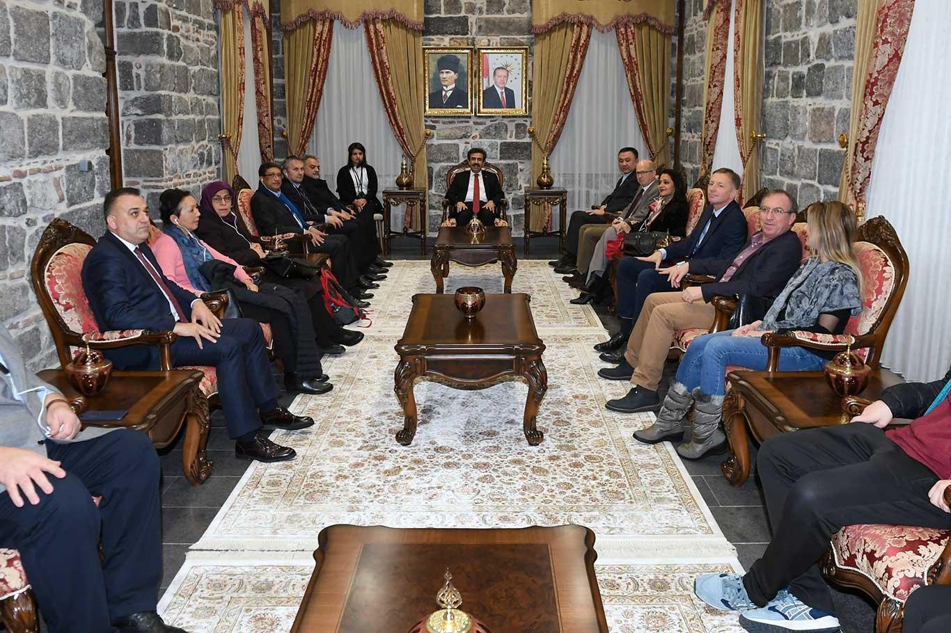Büyükelçilerden Diyarbakır Valiliğine ziyaret